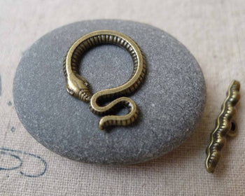 Accessories - 30 Sets Of Antique Bronze Snake Toggle Clasps A7318
