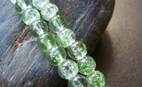 Accessories - 31 Inches Strand (140 Pcs) Green Color Crackle Glass Beads  6mm A2740