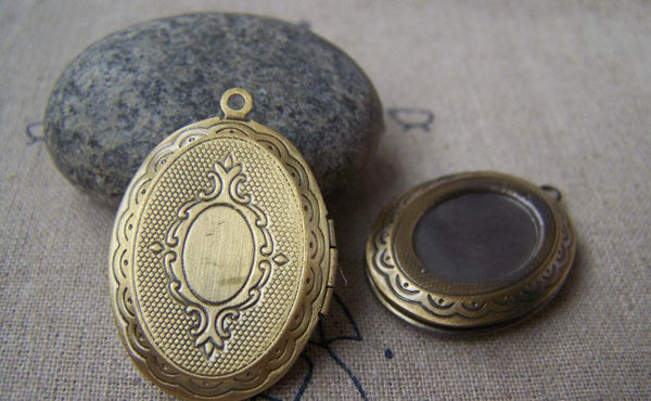 Accessories - 4 Pcs Of Antique Bronze Brass Cross Oval Flat Photo Locket Charms 22x29mm A3545