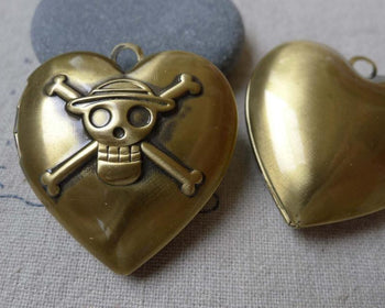 Accessories - 4 Pcs Of Antique Bronze Brass Pirate Heart Photo Locket Charms 34mm A7008