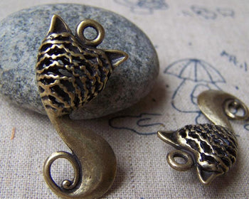 Accessories - 4 Pcs Of Antique Bronze Filigree Kitten Cat Charms Pendants 18x35mm A1807