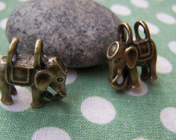 Accessories - 4 Pcs Of Antique Bronze Two Hole Elephant Pendants Charms 18x20mm A608