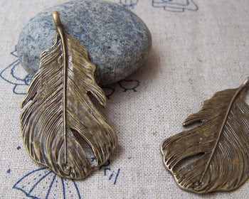 Accessories - 5 Pcs Of Antique Bronze Lovely Feather Charms Pendants 25x49mm A357