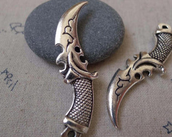 Accessories - 5 Pcs Of Antique Silver 3D Knife Charms 14x47mm A7471