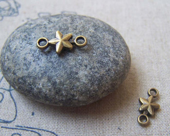 Accessories - 50 Pcs Of Antique Bronze 3D Star Connector Charms 7x14mm A4815