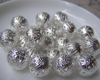 Accessories - 50 Pcs Of Silver Tone Filigree Ball Spacer Beads Size 12mm A2759