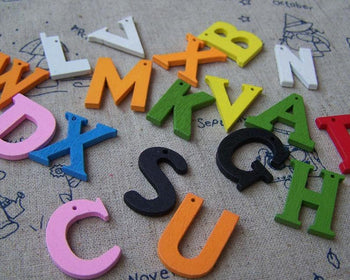 Accessories - 50 Pcs Of Wooden English Letter Alphabet Charms Assorted Color A1756