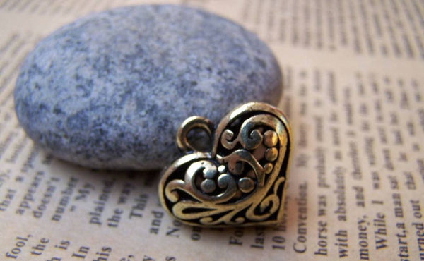 Accessories - 6 Pcs Of Antique Bronze 3D Filigree Swirly Heart Pendants  20x20mm A3018