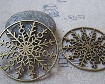 Accessories - 6 Pcs Of Antique Bronze Filigree Snowflake Ring Pendants 47mm A4832