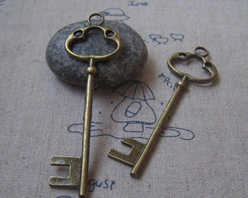 Accessories - 6 Pcs Of Antique Bronze Two Hole Key Charms 23x75mm A4834