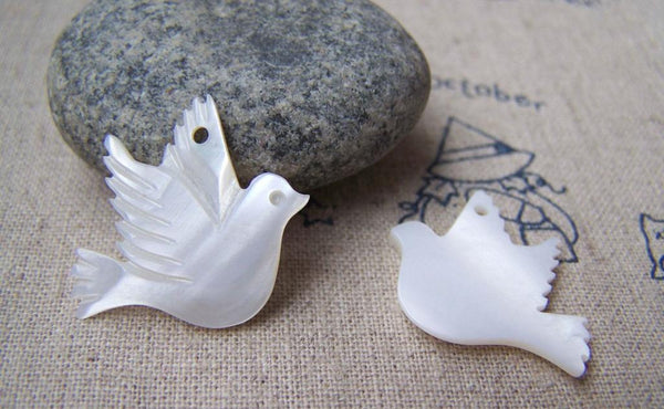 Accessories - 6 Pcs Of Natural Shell Dove Pigeon Bird Charms  20x25mm A2763