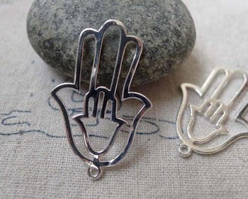 Accessories - 6 Pcs Of Silver Tone Filigree Hand Charms 21x31mm A6702