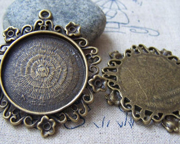 Accessories - Antique Bronze Round Pendant Tray Base Settings Match 30mm Cabochon Set Of 4 A3184