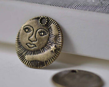 Accessories - Antique Bronze Sun Face Charms Flat Girl Star Pendants 20mm Set Of 20 Pcs A7878