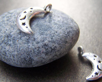 Accessories - Antique Silver Crescent Moon Star Charms Double Sided 11x19mm Set Of 20 Pcs A967
