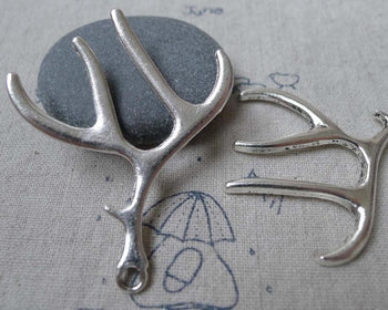 Accessories - Antler Deer Horn Pendants Antique Silver Charms 40x52mm Set Of 6 Pcs A6552