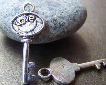 Accessories - Crescent Moon Key Charms Antique Silver Pendants 12x25mm Set Of 20 Pcs A1323