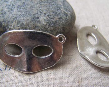 Accessories - Halloween Lady Mask Pendants Charms Antique Silver 17x28mm Set Of 10 Pcs A2925