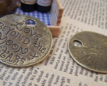 Accessories - Moon Pendants Antique Bronze Round Love Medallion 37.5mm Set Of 5 Pcs  A1618