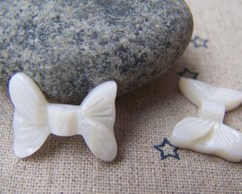 Accessories - Natural Sea Shell Bow Tie Beads 14x17mm Set Of 6 Pcs A4064