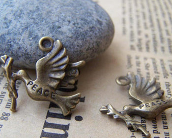 Accessories - Peace Shalom Dove Bird Carrying Olive Branch Charms 18x23mm Set Of 10 Pcs A2804