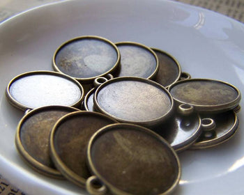 Accessories - Pendant Tray Antique Bronze Base Settings Round Bezel Double Sided Match 18mm Cabochon A3655