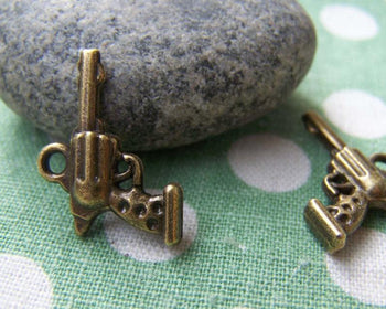 Accessories - Pistol Gun Antique Bronze Handgun Charms 15x20mm Set Of 20 Pcs A1224