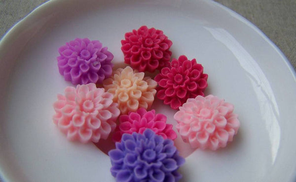 Accessories - Resin Miniature Flower Cabochon Assorted Color 17mm Set Of 10 Pcs Flat Back  A537