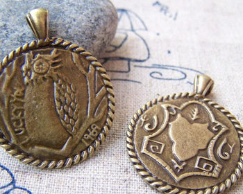 Accessories - Round Owl Charms Antique Bronze Pendants  25mm Set Of 10 Pcs A137