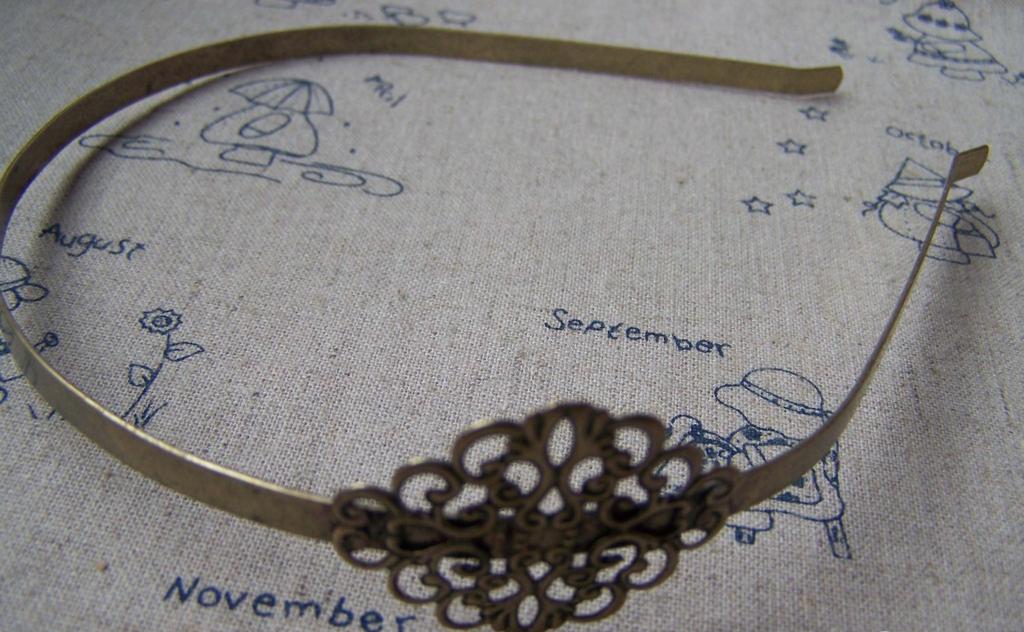 Accessories - Small Flower Headband Antique Bronze Filigree Hair Band 30x37mm Set Of 1 A2471