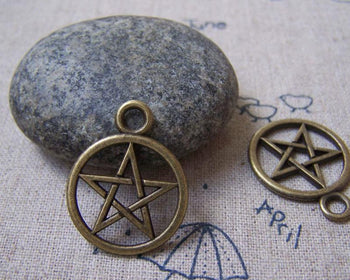 Accessories - Star Ring Charms Antique Bronze Pendants 20mm Set Of 20 A4962