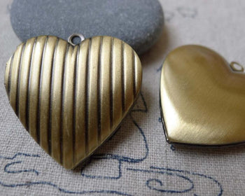 Accessories - Stripe Heart Picture Locket Antique Bronze Photo Locket Pendants 29mm Set Of 4 Pcs A7013