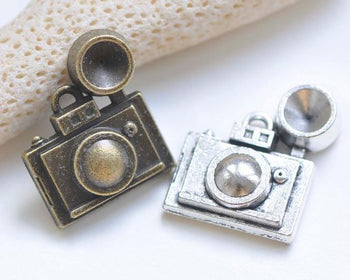 10 pcs Bronze/Silver Flashlight Camera Charms Pendants