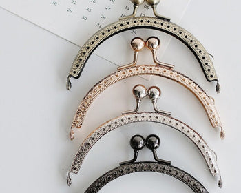 10.5cm x 5.5cm ( 4 ") Mini Purse Frame