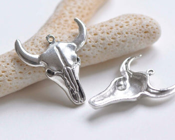 10 pcs Antique Silver 3D Bull Head Charms Pendants 28x31mm A2845