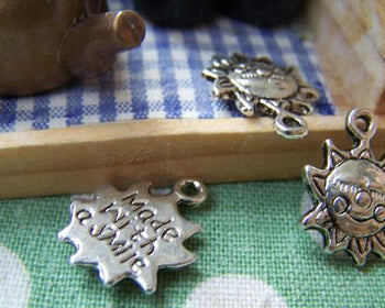 30 pcs Antique Silver Lovely Sun Face Charms 15mm A6580