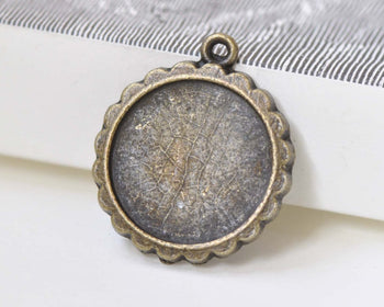 Antique Bronze Flower Pendant Tray Bezel Setting Set of 10 A8452