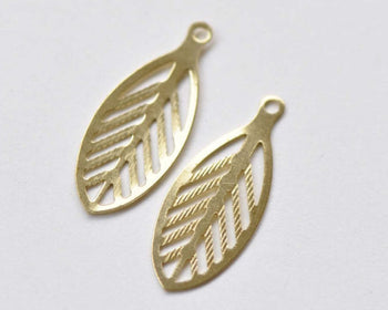 30 pcs Raw Brass Leaf Charms Stamping Embellishments 9x23mm A8579