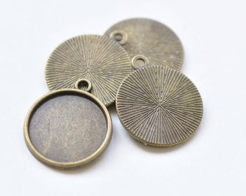 10 pcs Antique Bronze Pendant Tray Settings Match 18mm Cabochon A8461