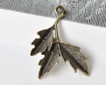 10 pcs Antique Bronze Three Leaf Branch Charms 27x35mm A8653