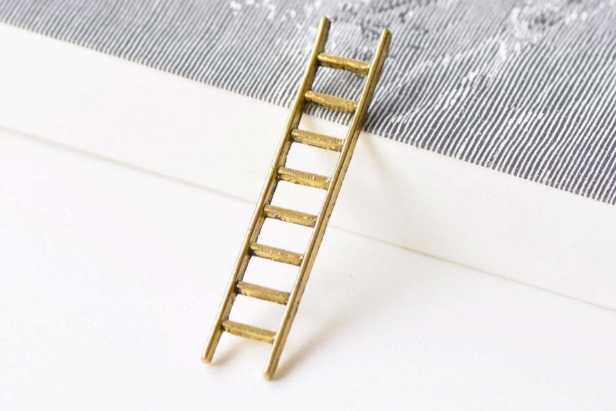 10 pcs Antique Gold Ladder Pendant Charms 10x51mm A8606