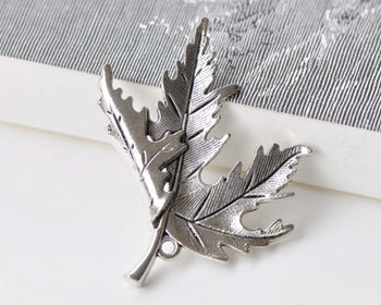 Large Maple Leaf Pendants Antique Silver Charms Set of 10 A8635
