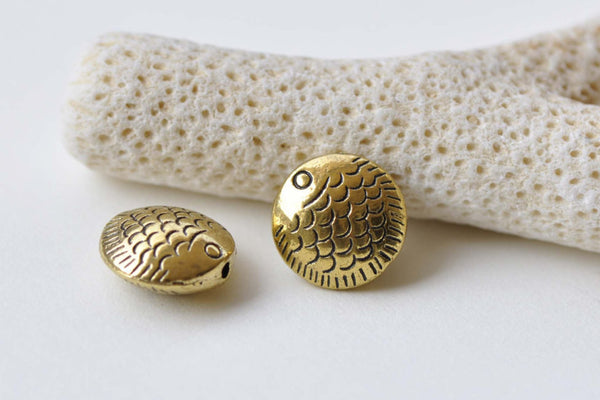 10 pcs Antique Gold Rondelle Fish Round Beads  13.5mm A8723