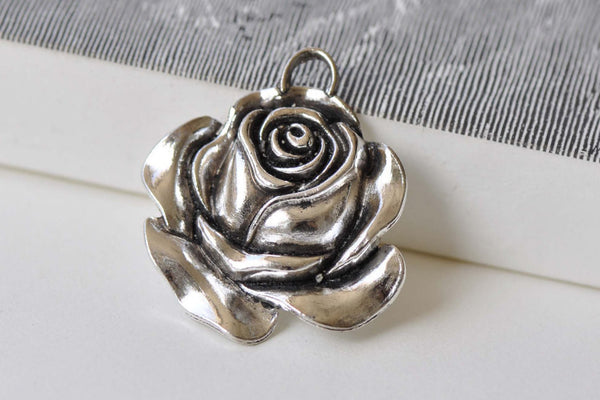 4 pcs Antique Silver Rose Flower Charm Pendants 32x35mm A8795