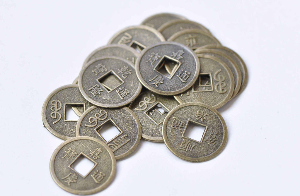 50 pcs Antiqued Bronze Chinese Qing Dynasty Coin Charms 19mm A8937