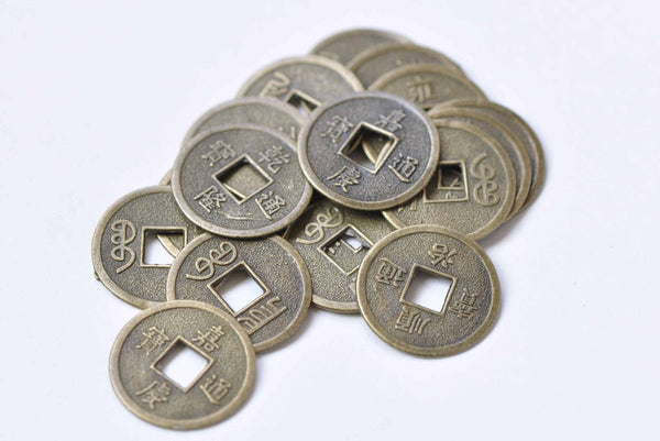 50 pcs Antiqued Bronze Chinese Qing Dynasty Coin Charms 19mm A8937