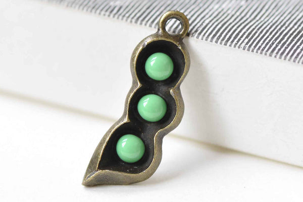 10 pcs Antique Bronze Enamel Epoxy Pea Pod Charms Pendants A8984