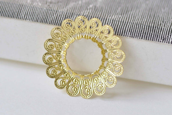 10 pcs Raw Brass Round Flower Ring Embellishments 29mm A8861
