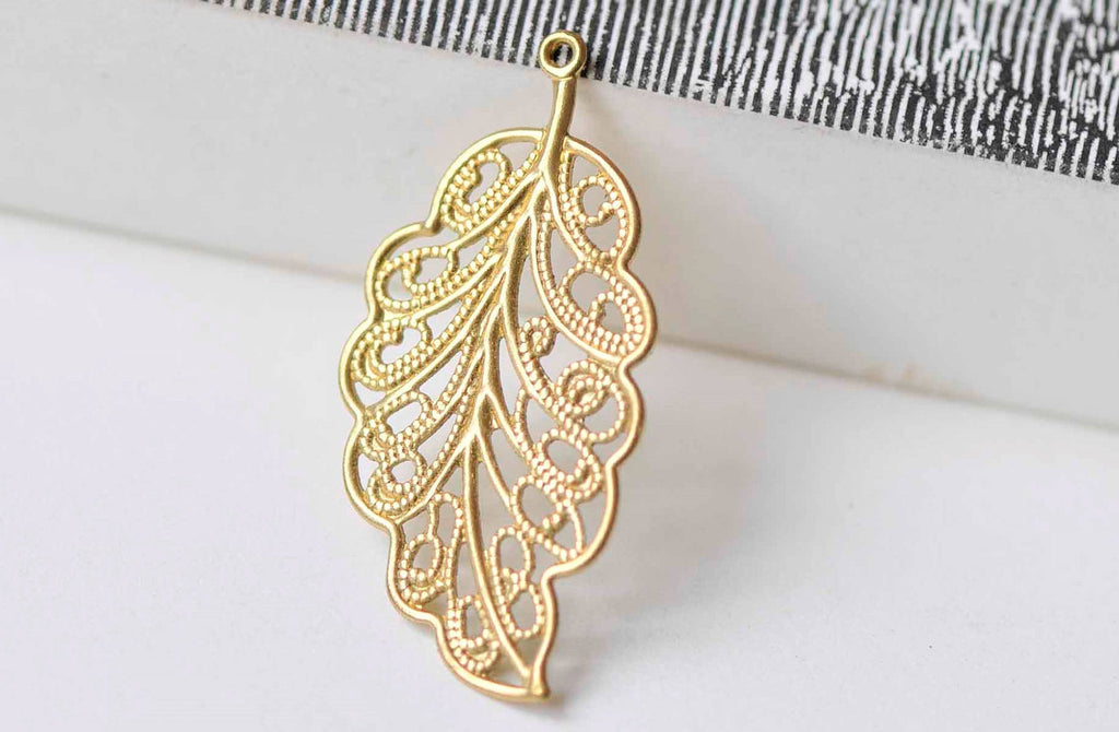 20 pcs Raw Brass Filigree Leaf Charms Stamping Embellishments A8960