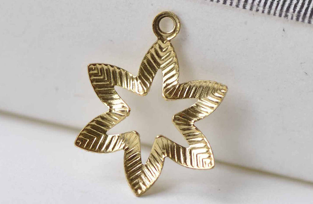 20 pcs Raw Brass Cut Out Leaf Floral Charms Stamping 14mm A8962
